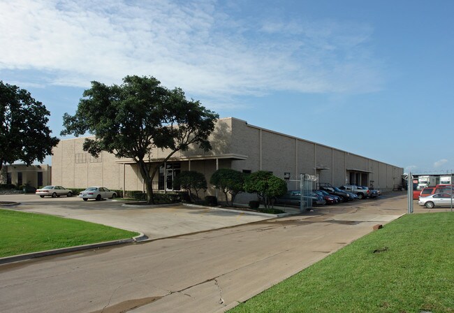 More details for 9119 John Carpenter Fwy, Dallas, TX - Industrial for Sale