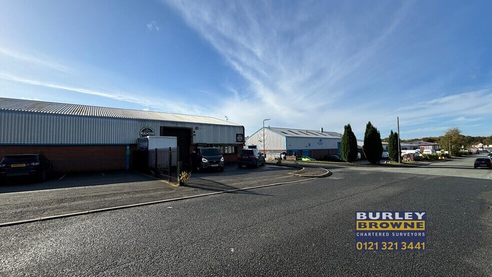 Brookfield Dr, Cannock à vendre - Photo du bâtiment - Image 3 de 13