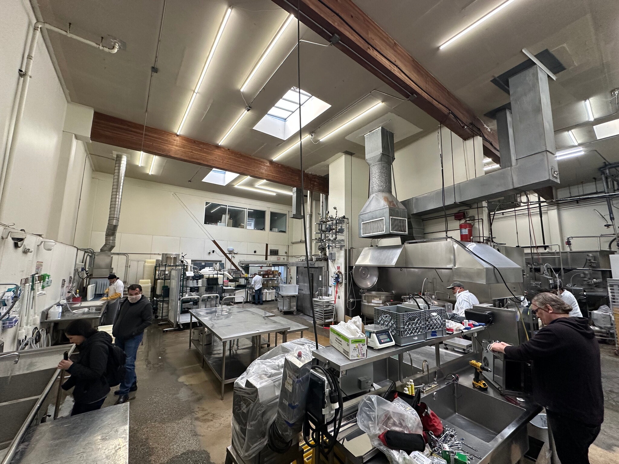 451 6th St, San Francisco, CA for lease Primary Photo- Image 1 of 5