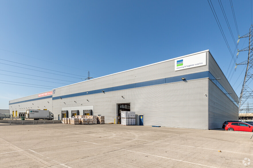 Chequers Ln, Dagenham for lease - Building Photo - Image 2 of 4