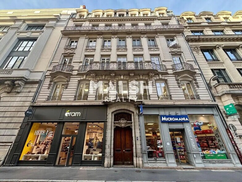 Bureau dans Lyon à louer - Photo du bâtiment - Image 1 de 9