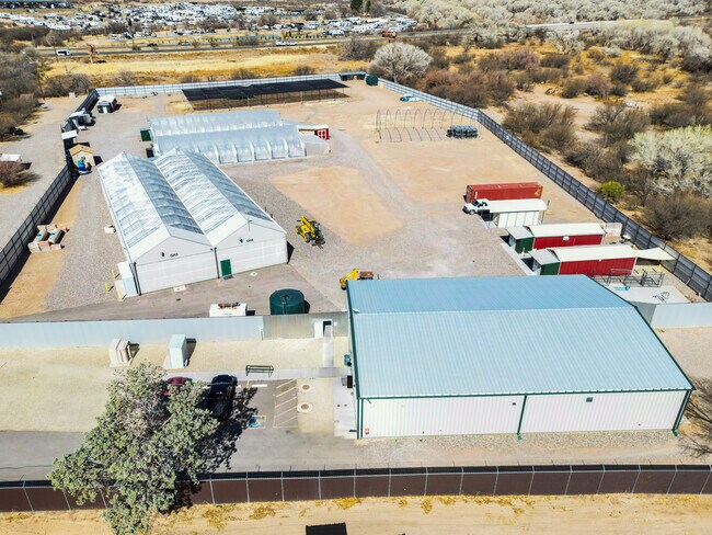 Plus de détails pour 803 N. Industrial Dr, Camp Verde, AZ - Industriel à vendre