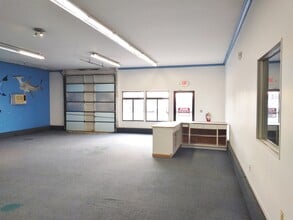 3321 Main St, Manchester, MD à louer Photo intérieure- Image 2 de 6