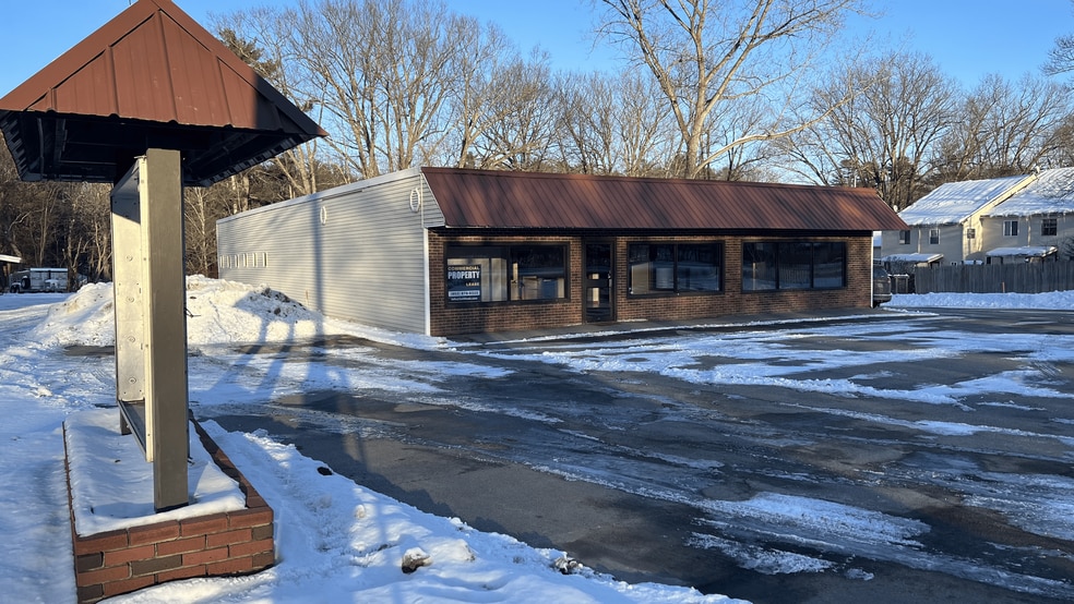 217 Pearl St, Essex Junction, VT for sale - Building Photo - Image 2 of 16