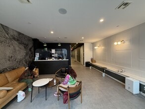 500 Dekalb Ave, Brooklyn, NY for lease Interior Photo- Image 2 of 9