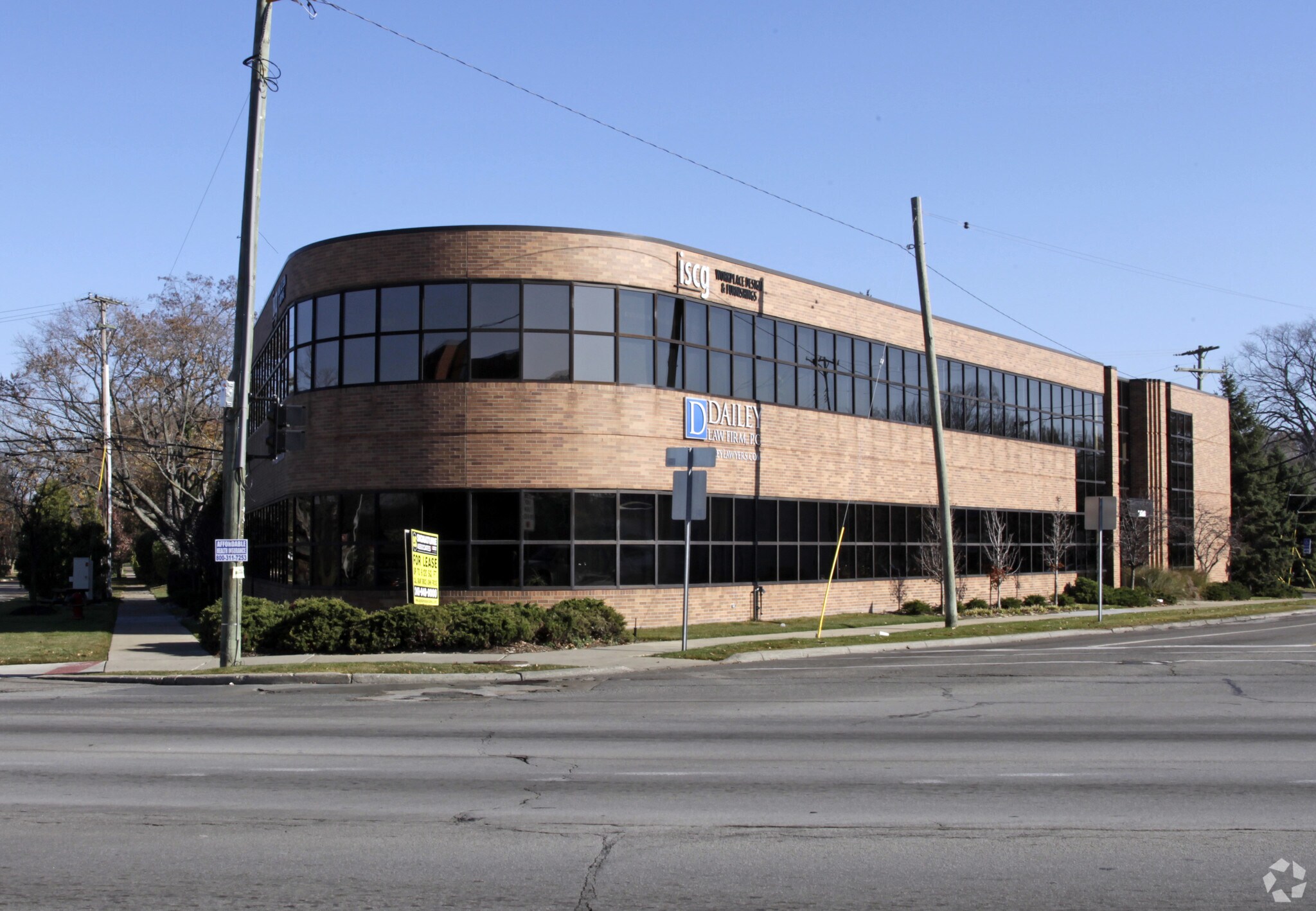 28000 Woodward Ave, Royal Oak, MI for sale Primary Photo- Image 1 of 3