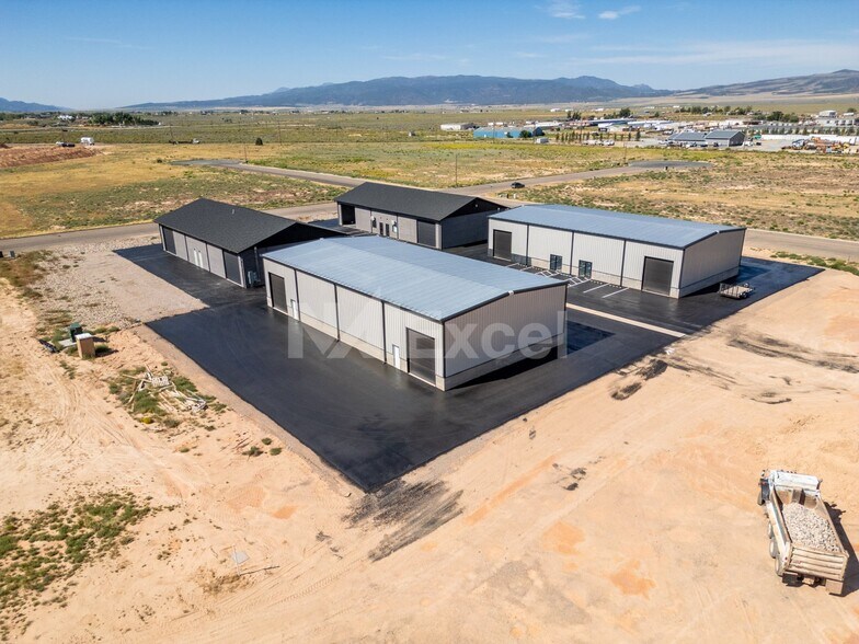 700 N 5400 W, Cedar City, UT à vendre - Photo du bâtiment - Image 2 de 5