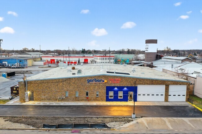 Plus de détails pour 5840 W Ogden Ave, Cicero, IL - Industriel à vendre