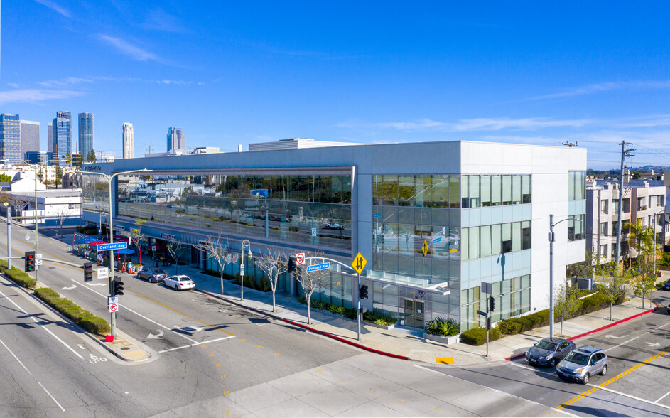 10700 Santa Monica Blvd, Los Angeles, CA for lease - Building Photo - Image 2 of 5