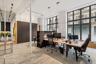 233 Rue Du Faubourg Saint-Honoré, Paris for sale Interior Photo- Image 2 of 6