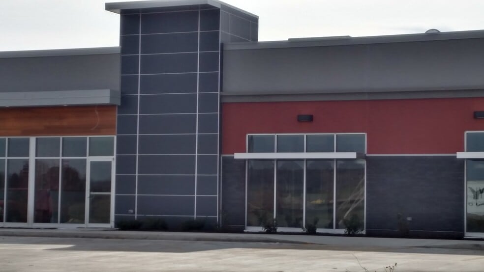 211 Sioux Point Rd, Dakota Dunes, SD for lease - Primary Photo - Image 1 of 13