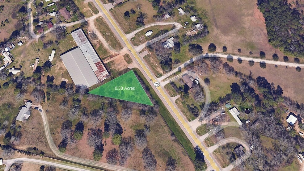 0.58 Acre 75 N hwy, Willis, TX à vendre - Photo du bâtiment - Image 2 de 2