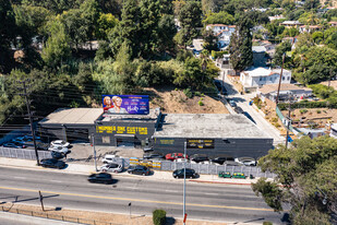 3077 Cahuenga Blvd W, Hollywood CA - Propriété automobile