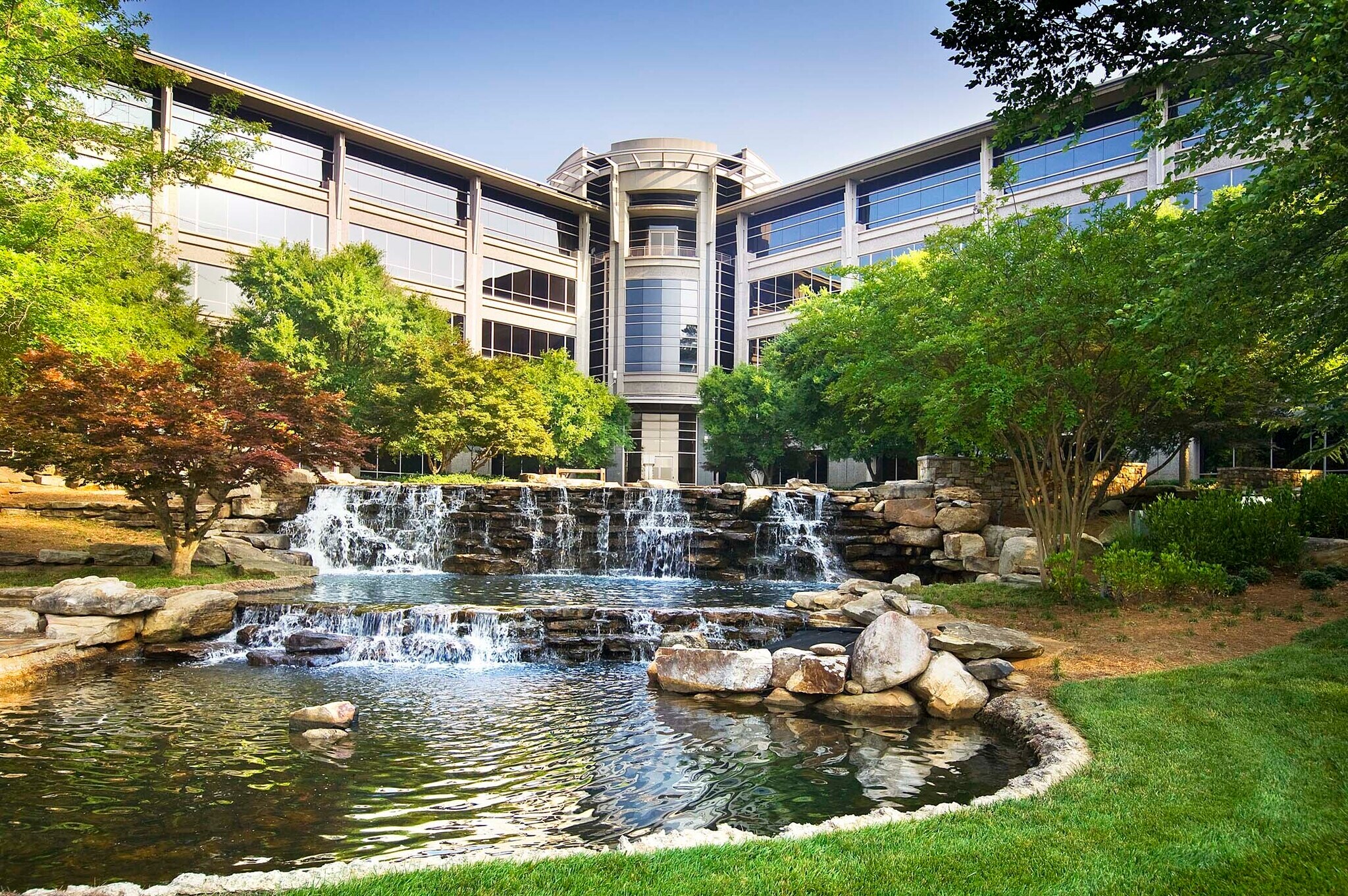 1150 Sanctuary Pky, Alpharetta, GA for lease Building Photo- Image 1 of 29