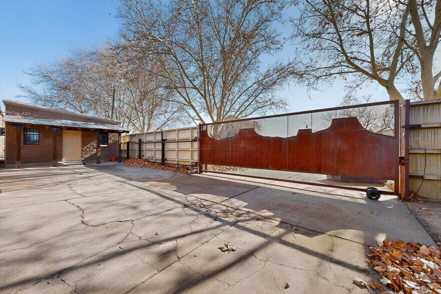 4415 Anaheim Ave NE, Albuquerque, NM à vendre - Photo du bâtiment - Image 3 de 34