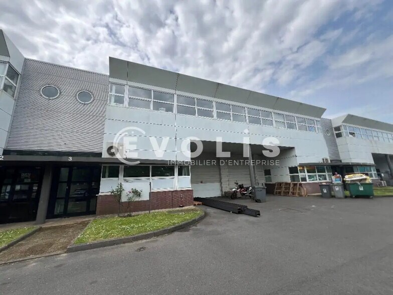 73-79 Avenue Du 14 Juillet, Bondy for lease - Building Photo - Image 2 of 17