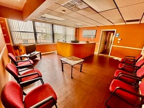 4900-4902 Bergenline Ave, Union City, NJ for lease Building Photo- Image 1 of 26