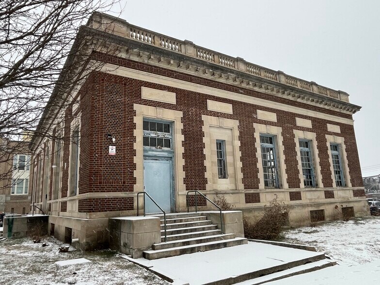 27 Washington St, Biddeford, ME à vendre - Photo du bâtiment - Image 3 de 18