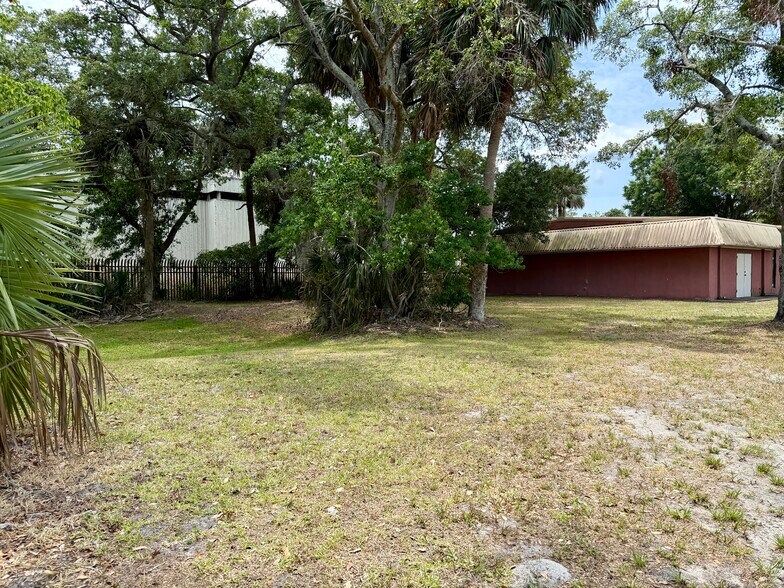1601 W 6th St, Sanford, FL à vendre - Photo du bâtiment - Image 3 de 8