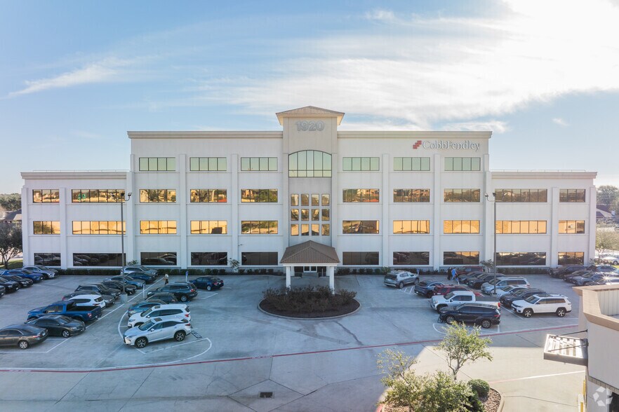 1920 Country Place Pky, Pearland, TX à louer - Photo du bâtiment - Image 3 de 20