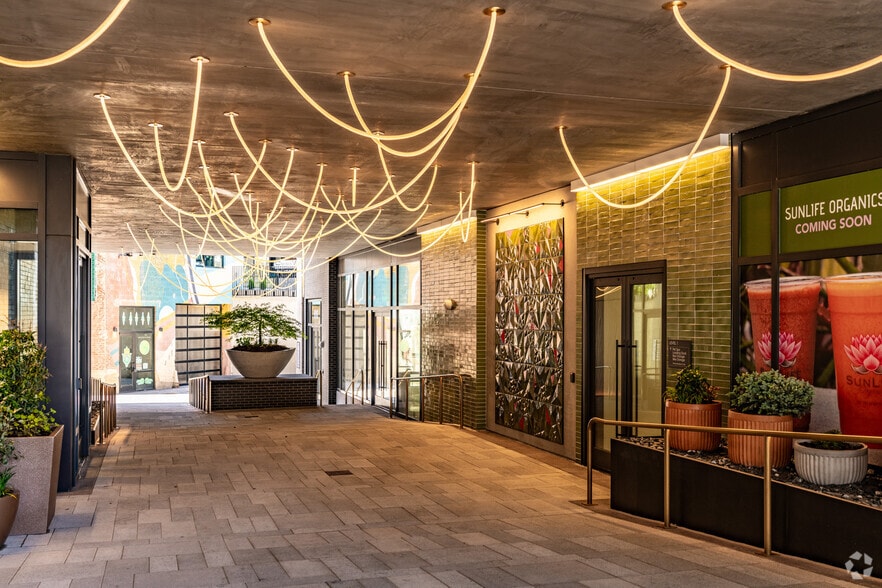 620 8th Ave S, Nashville, TN à louer - Photo intérieure - Image 2 de 37