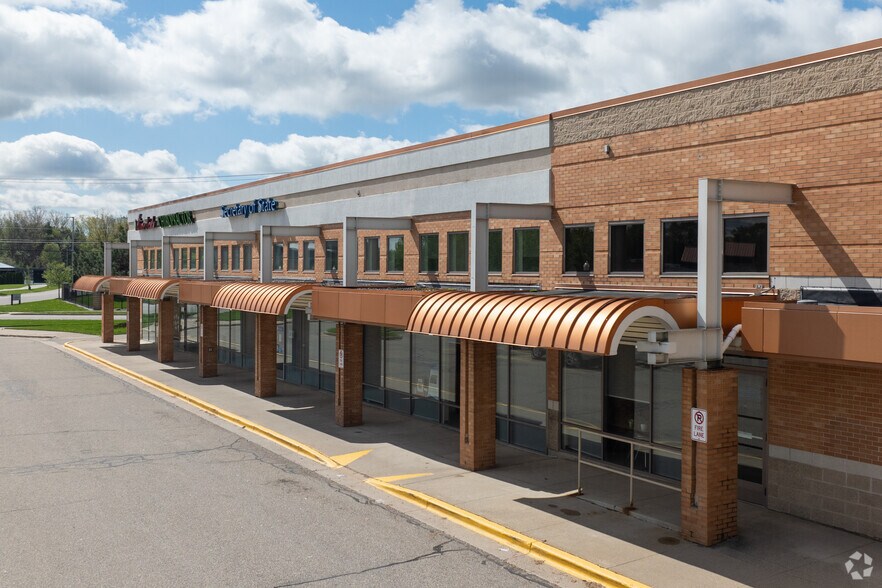 5221 Cherry Ave, Hudsonville, MI à louer - Photo du bâtiment - Image 3 de 7