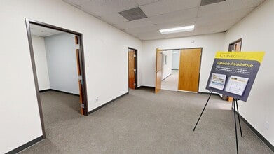 5555 N Lamar Blvd, Austin, TX à louer Photo intérieure- Image 1 de 20