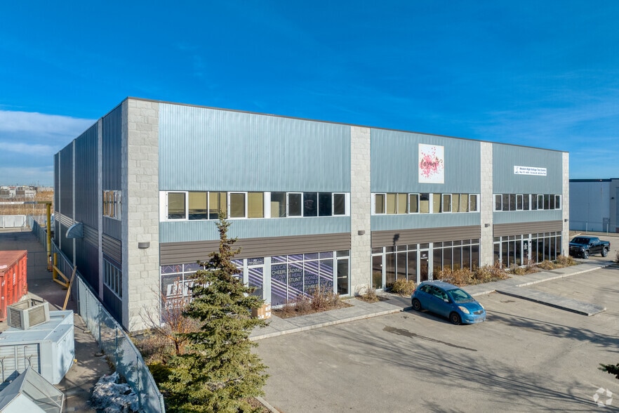 4430 112th Ave SE, Calgary, AB for lease - Primary Photo - Image 1 of 3