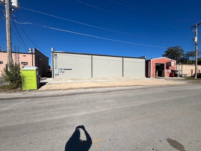 808 US Highway 90 W, Castroville, TX à louer - Photo du bâtiment - Image 2 de 4