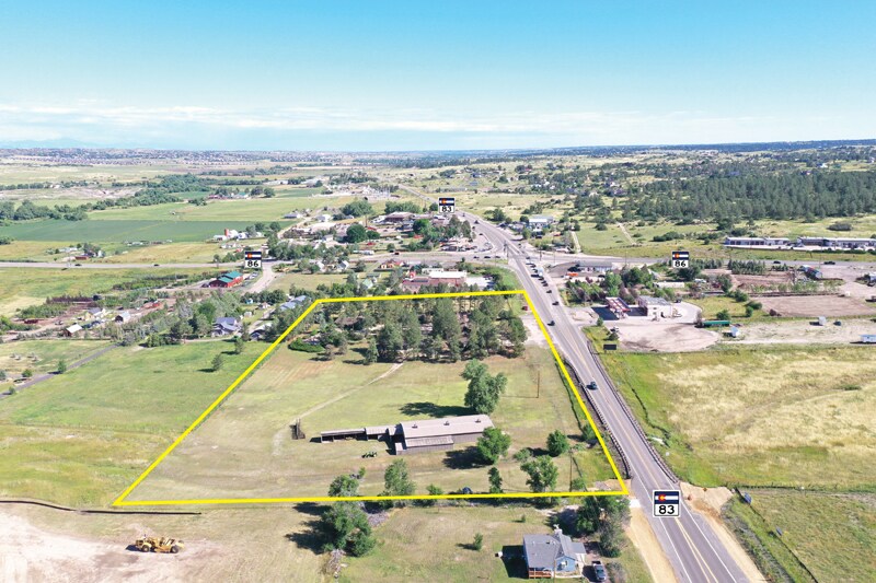 1867 N State Highway 83, Franktown, CO à vendre - Photo du bâtiment - Image 3 de 10