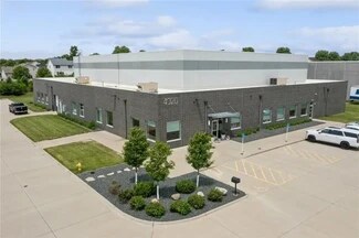 Plus de détails pour 4020 121st St, Urbandale, IA - Flex à vendre