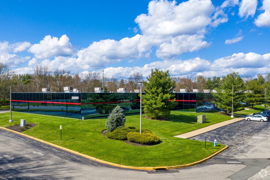 20000 Horizon Way, Mount Laurel, NJ à louer - Photo du bâtiment - Image 3 de 7