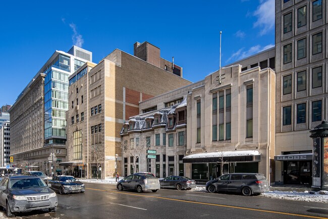 Plus de détails pour 1316-1330 Rue Sherbrooke E, Montréal, QC - Commerce de détail à louer
