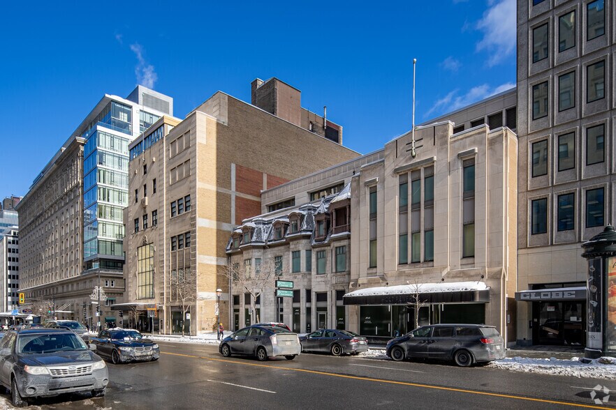 1316-1330 Rue Sherbrooke E, Montréal, QC à louer - Photo principale - Image 1 de 1