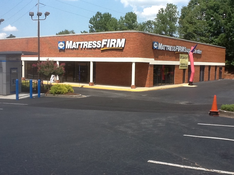 390 Ernest W Barrett Pky NW, Kennesaw, GA for lease Building Photo- Image 1 of 11