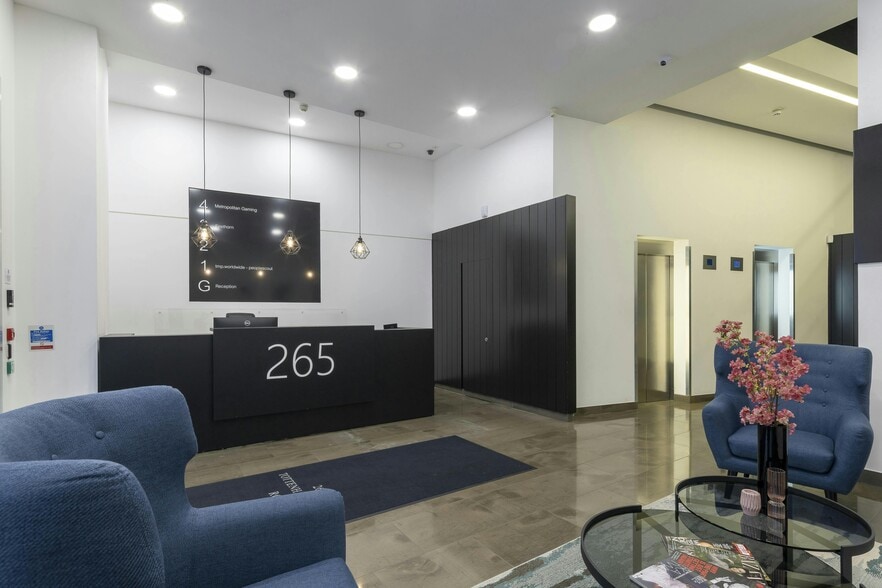 265-267 Tottenham Court Rd, London for lease - Building Photo - Image 3 of 21
