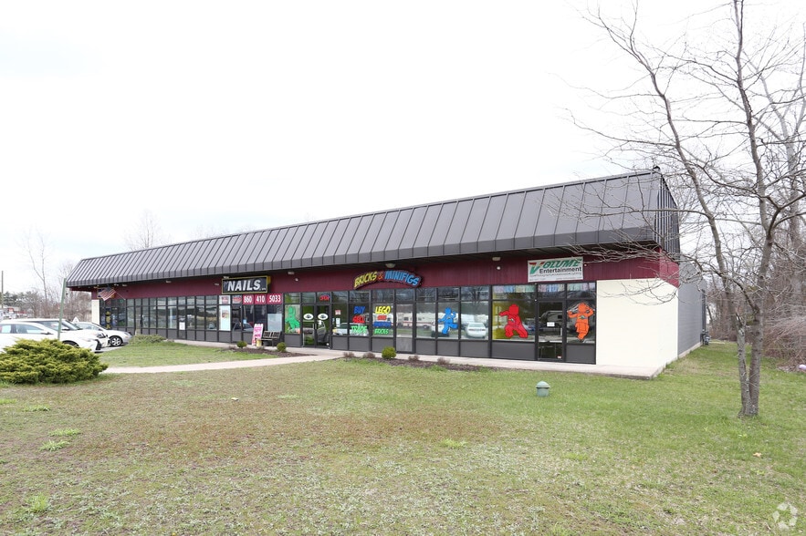 1173 Queen St, Southington, CT for lease - Building Photo - Image 3 of 4