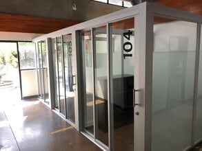 1938 Kellogg Ave, Carlsbad, CA à louer Photo intérieure- Image 2 de 4