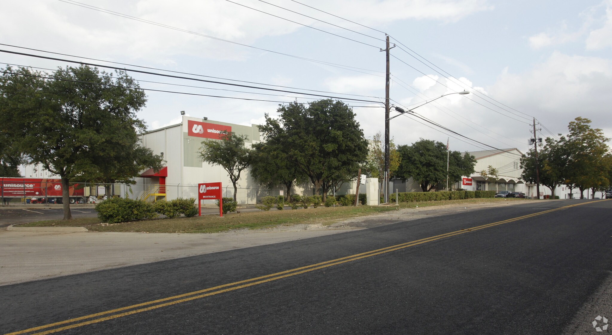 210 E Saint Elmo Rd, Austin, TX à louer Photo principale- Image 1 de 4