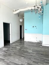 3638 S Dixie, West Palm Beach, FL for lease Interior Photo- Image 2 of 4