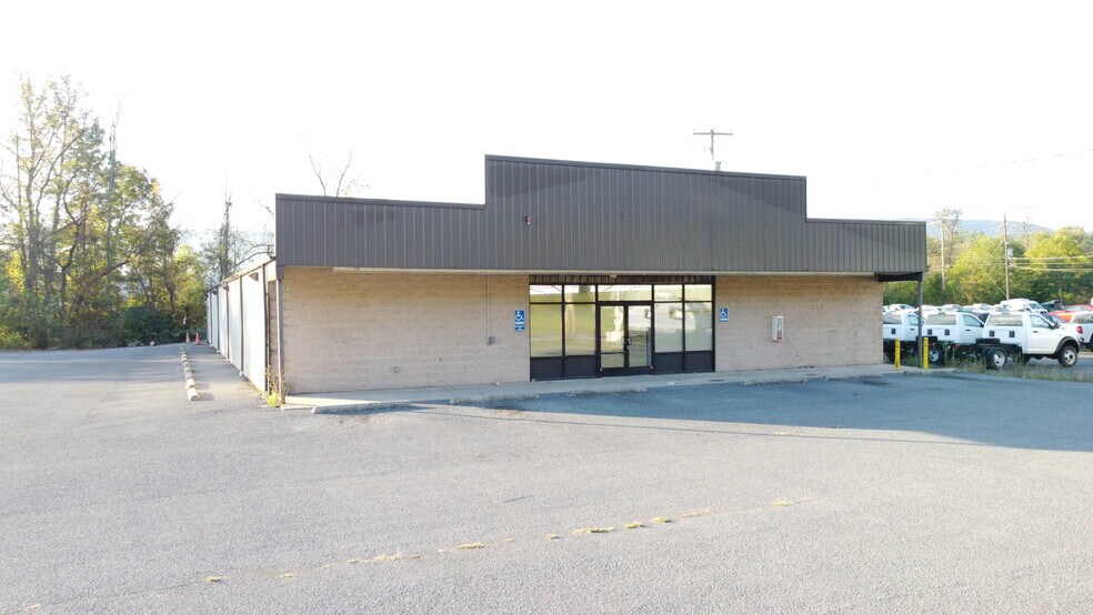 19655 Route 522, Beaver Springs, PA à vendre - Photo du bâtiment - Image 2 de 8