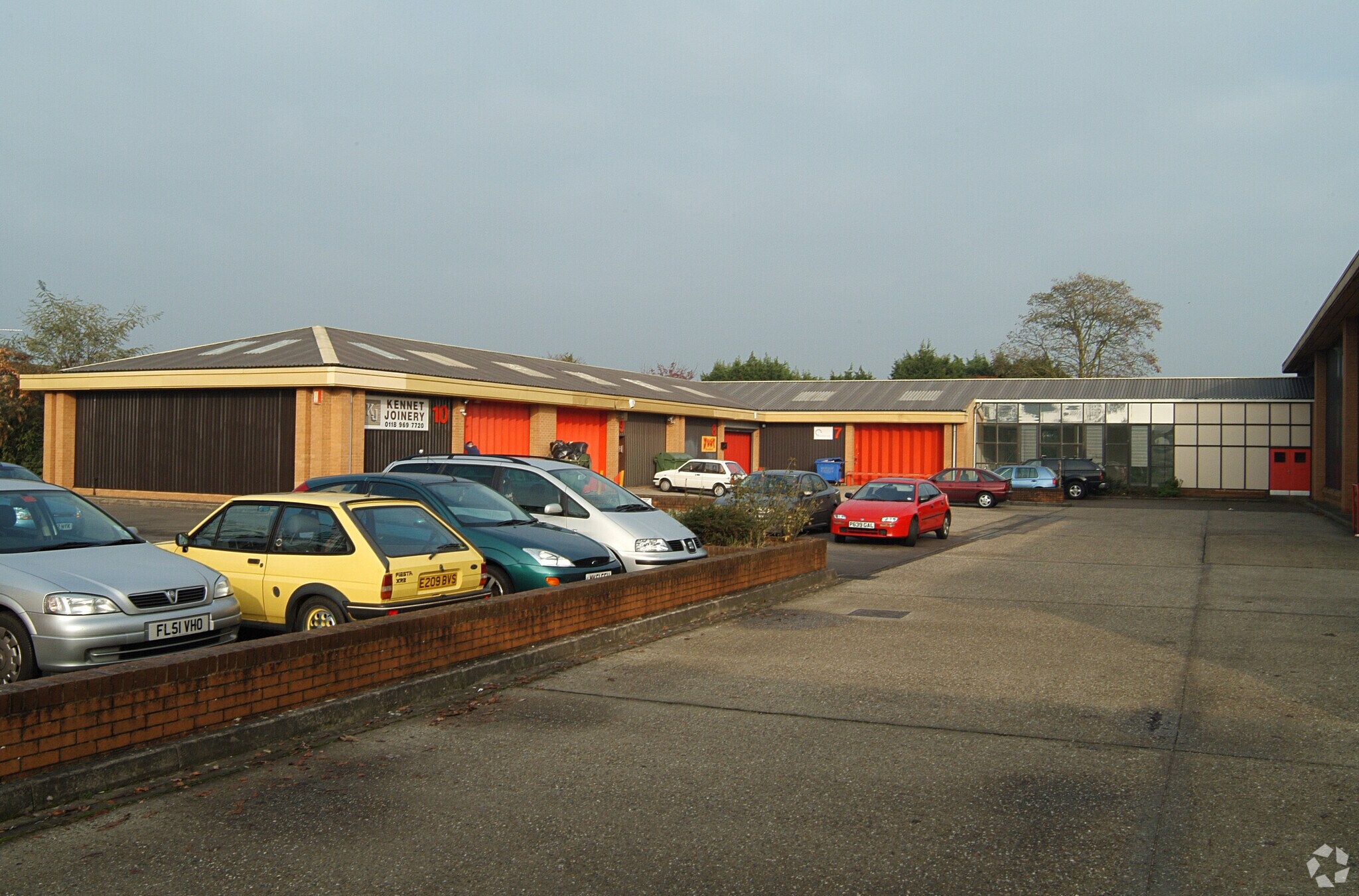 Headley Rd E, Reading for lease Primary Photo- Image 1 of 11