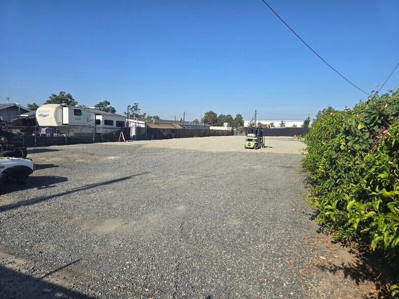 11146 Chico Ave, Pomona, CA à louer - Photo de construction - Image 3 de 19