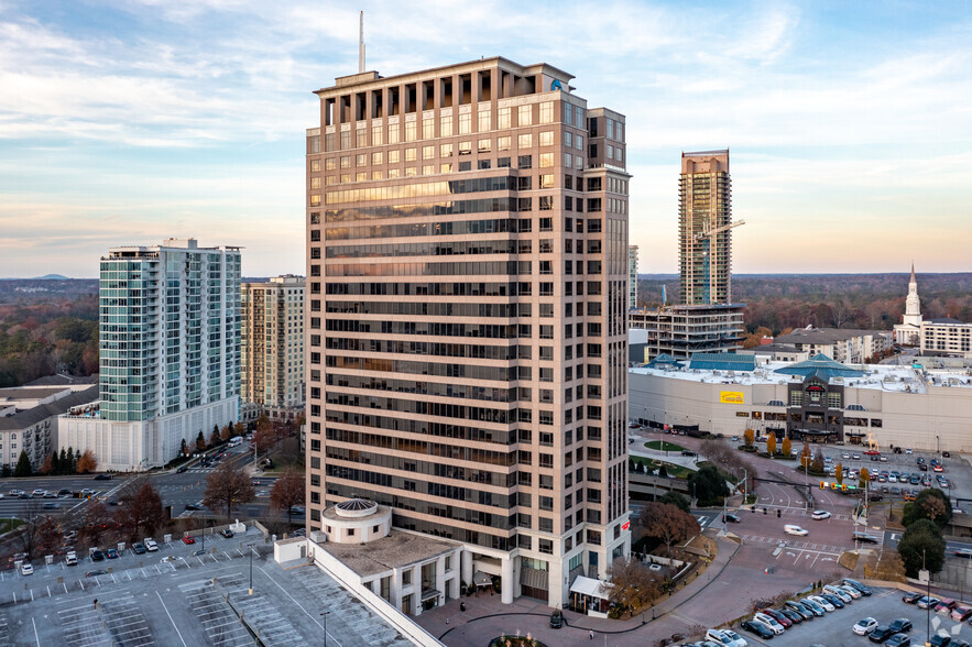 3424 Peachtree Rd NE, Atlanta, GA à louer - Photo du b timent - Image 1 de 17