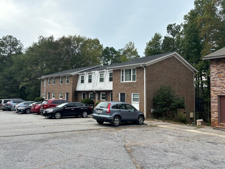 180 Chalfont Ln, Athens, GA à vendre - Photo principale - Image 1 de 3