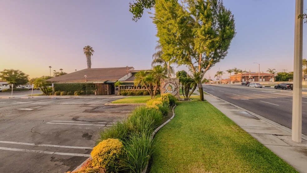 60 N Mountain Ave, Upland, CA for sale - Building Photo - Image 3 of 15