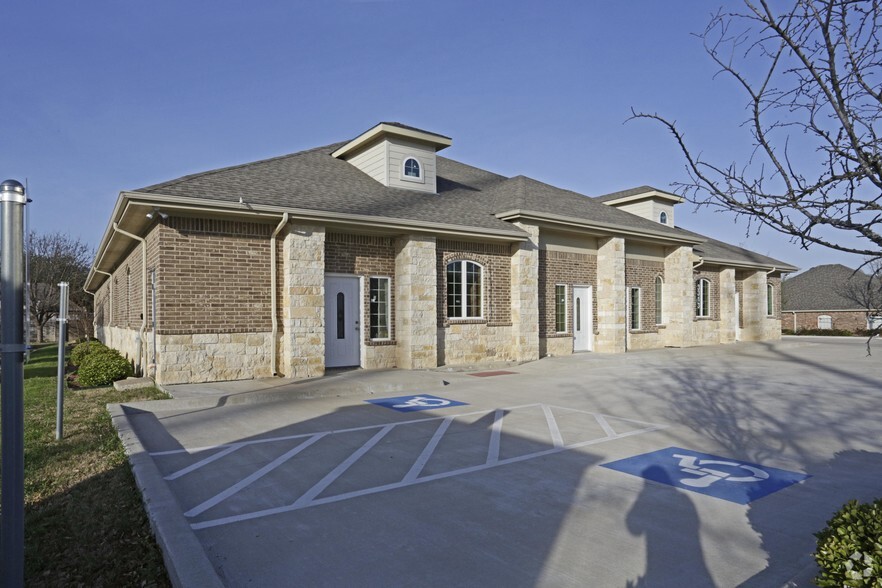 3313 Naaman School Rd, Garland, TX for lease - Building Photo - Image 3 of 11