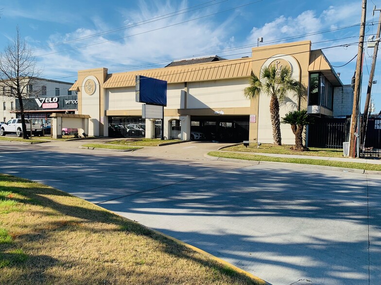 6234 Richmond Ave, Houston, TX for lease - Building Photo - Image 1 of 9