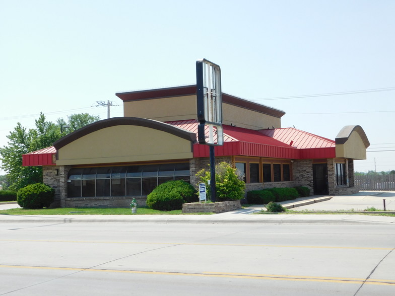 1513 W Wyatt Earp Blvd, Dodge City, KS à vendre - Photo du bâtiment - Image 1 de 1