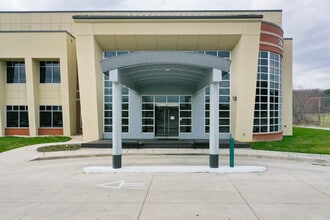 200 City Hill Dr, London, KY à louer Photo intérieure- Image 2 de 44